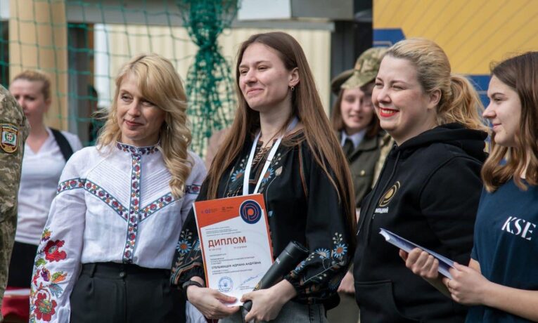Учениця з Тернопільщини перемогла на Всеукраїнській олімпіаді