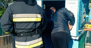 На Чотрківщині рятувальники витягнули жінку з криниці