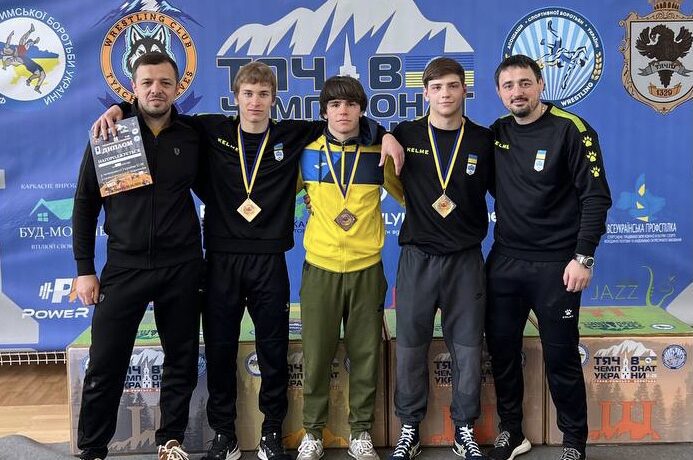Тернополяни здобули «золото» і «срібло» на чемпіонаті України з греко-римської боротьби