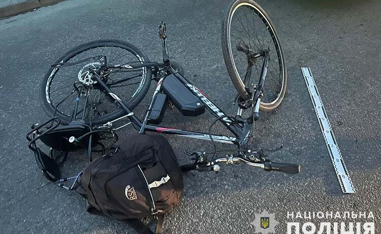 На Руській збили велосипедиста: у чоловіка важкі тілесні ушкодження