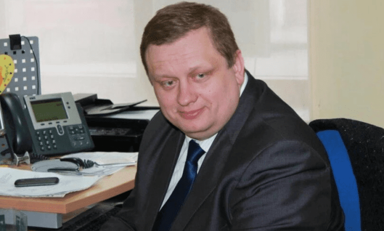 Вимагав 300000 доларів: ВАКС продовжив обов’язки ексдепутату Тернопільської райради