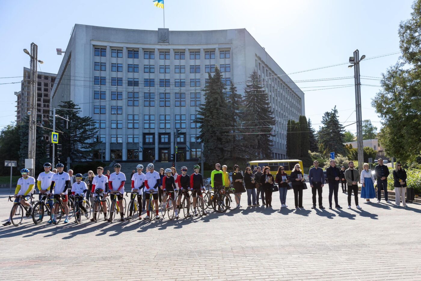 “Шануємо пам’ять захисників України”: у Тернополі відбувся велопробіг ветеранів війни