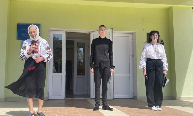У Підгороднянській громаді відкрили меморіальну дошку п’яти захисникам України