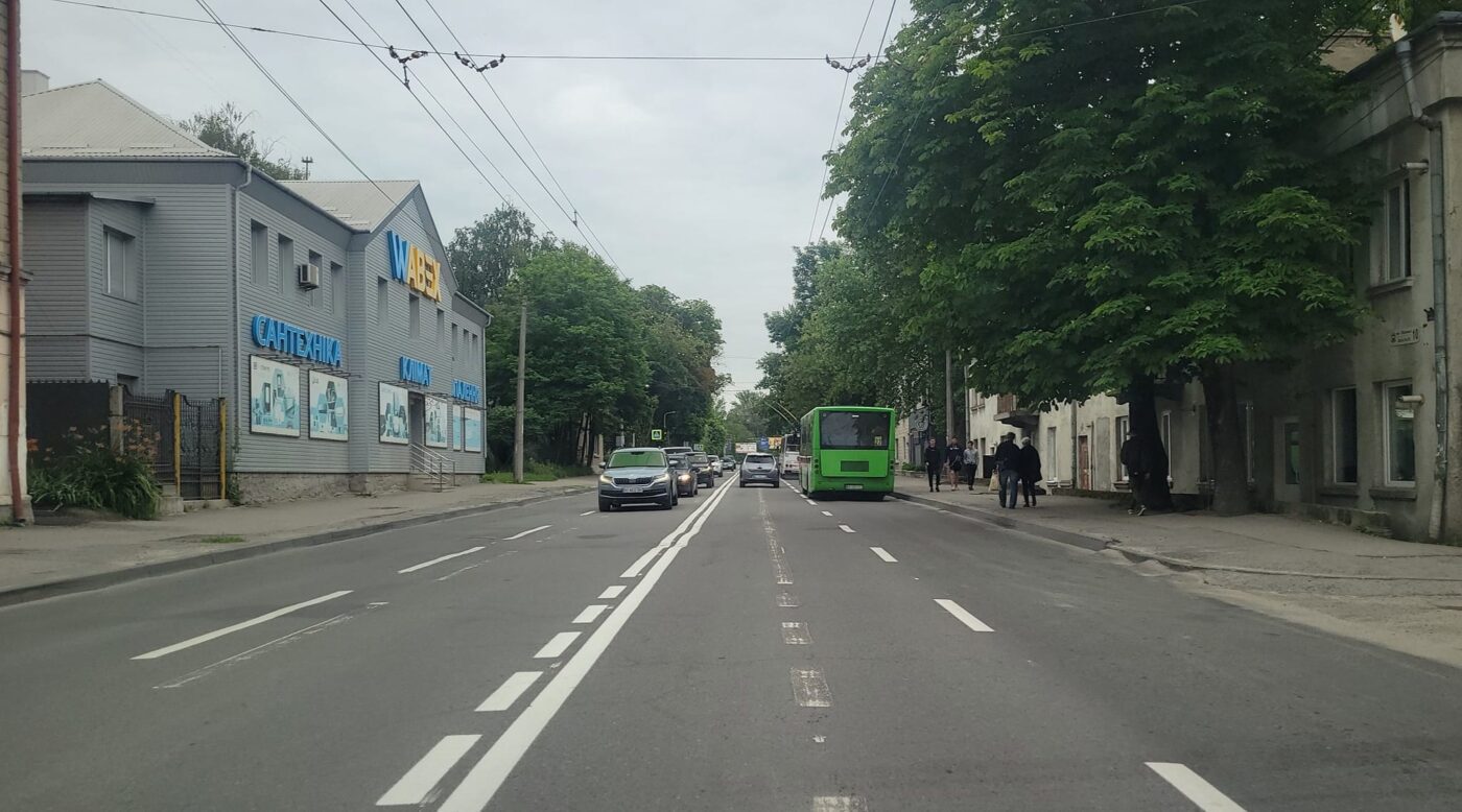 Знову чотири смуги: у Тернополі на Збаразькій більше не буде заторів