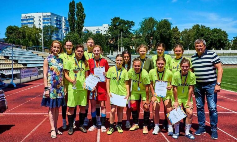 Спортсменки ЗУНУ посіли друге місце на XIX літній Універсіаді України з жіночого футболу
