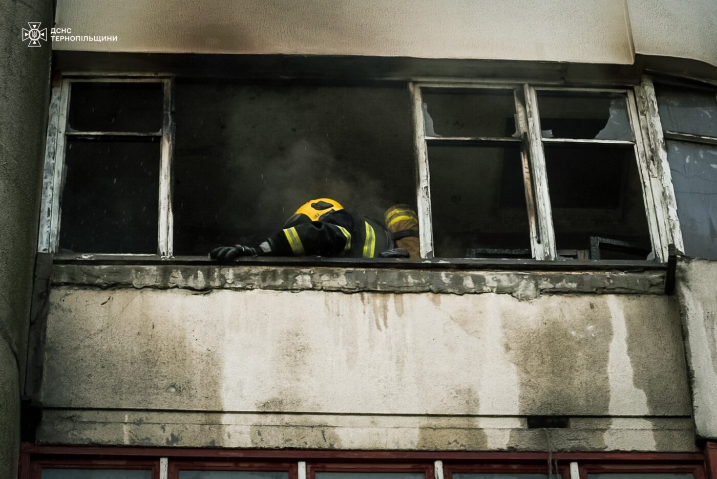 У Тернополі сталася пожежа в багатоквартирному будинку