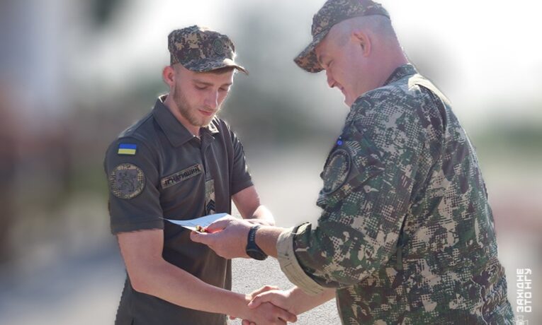 високі нагороди