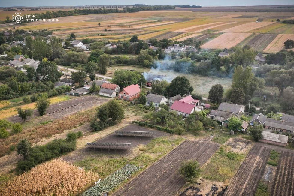 На Тернопільщині рятувальники склали 113 протоколів за спалювання сухої трави