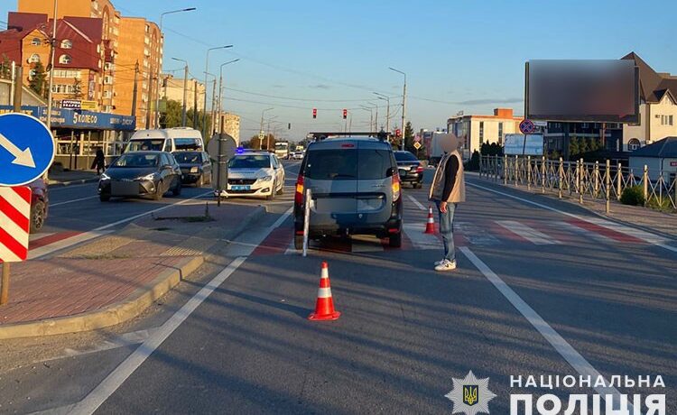 У Тернополі на пішохідному збили молоду людину: численні травми (ФОТО)