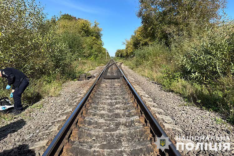 У Тернополі потяг на смерть збив чоловіка