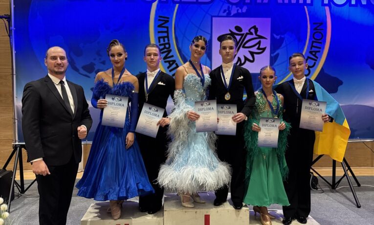 Танцюристи з Чорткова вибороли призові місця на чемпіонаті світу