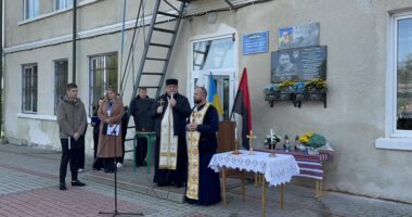 У Великоберезовицькій громаді відкрили меморіальні дошки двом воїнам