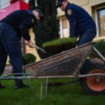 Тернопільські рятувальники долучилися до всеукраїнської акції «1 мільйон дерев памʼяті та життя»