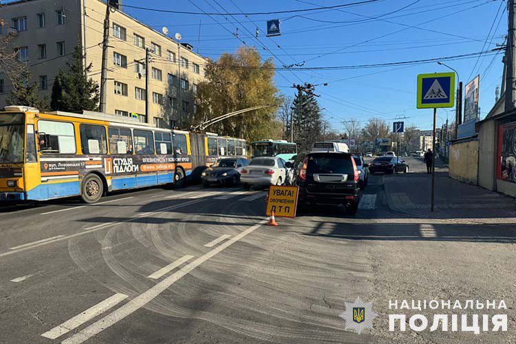 У Тернополі на переході збили жінку