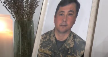 Сергій Лі