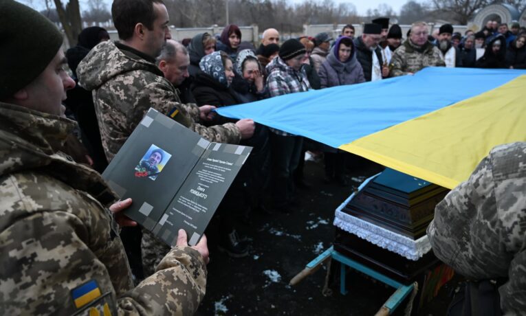 На Тернопільщині попрощалися із захисником Олегом Рокицьким