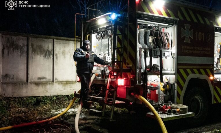 Ворог ударив "Шахедом" по підприємству у Тернополі