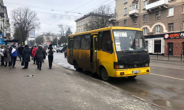 Автобуси на Новий рік