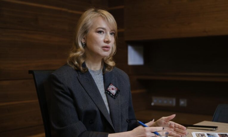 Олена Шуляк