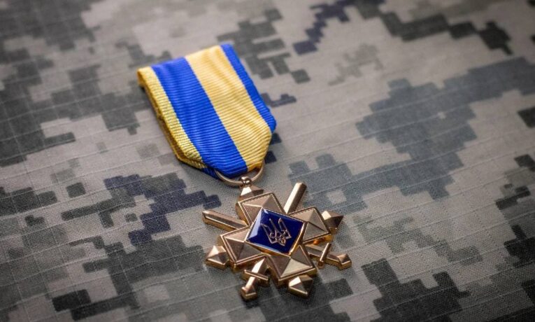 «Хрест бойових заслуг»