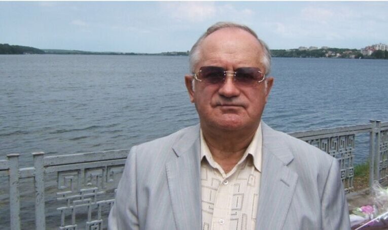 Помер поет з Тернопільщини Богдан Кушнірик