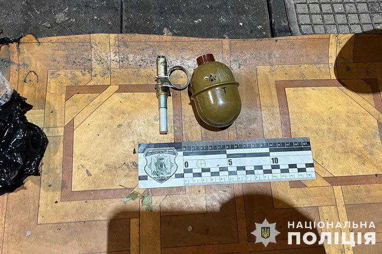 торговці зброєю