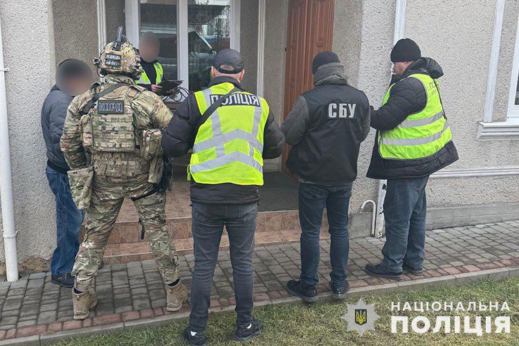 торговці зброєю