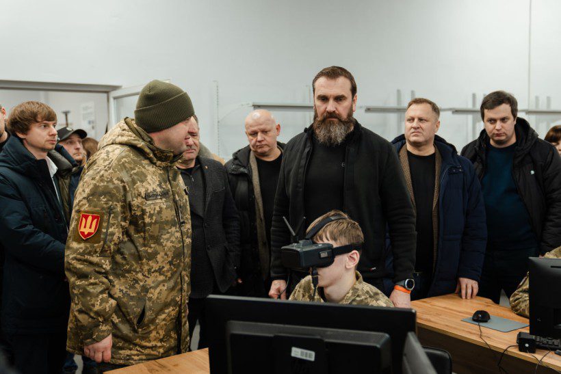 центр підготовки операторів дронів