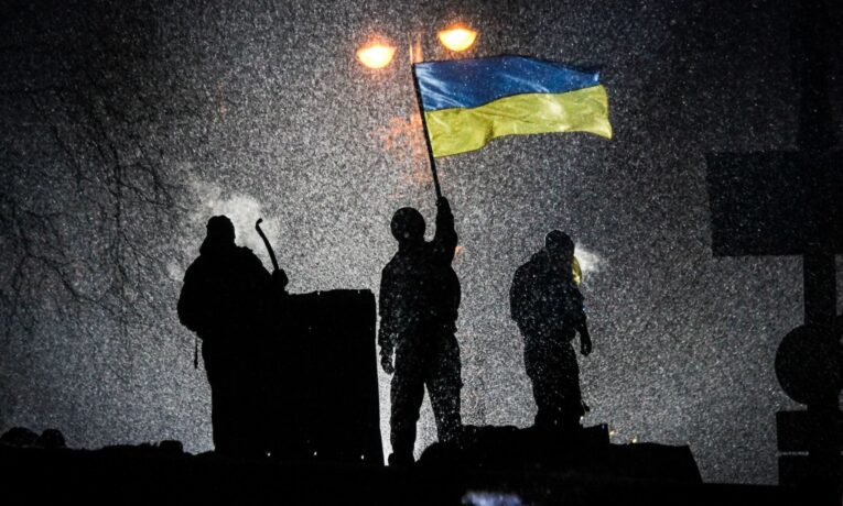 Україна вшановує пам'ять Героїв Небесної сотні