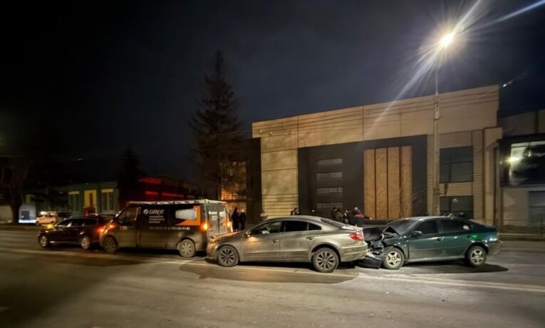 У смертельній аварії в Тернополі загинула 42-річна жінка