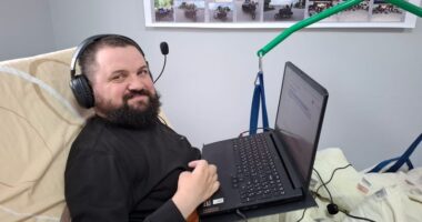 люди з інвалідністю