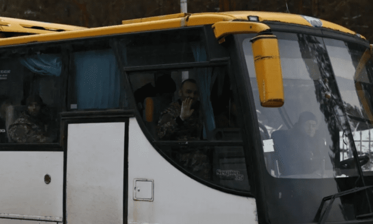 З російського полону звільнили трьох захисників з Тернопільщини