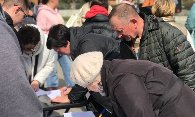 Будівництво парковки на Білецькій в Тернополі: що думають містяни і що каже влада