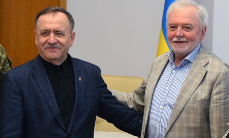 Василь Князевич на Тернопільщині: про милосердя, медичну еліту та пам’ять про загиблих