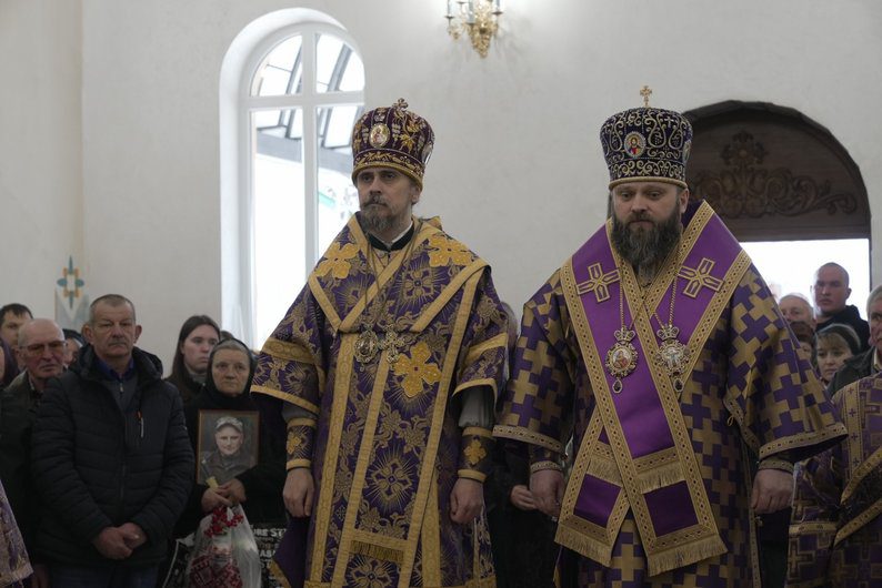 Мощі святої Анни