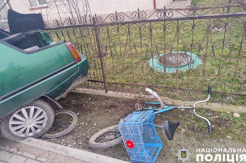 збив велосипедистку