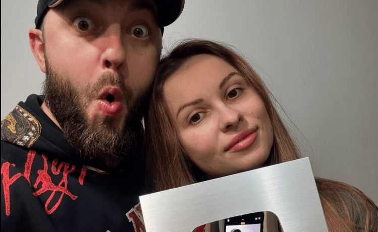 Співачка "Зозуля" з Тернополя отримала срібну кнопку YouTube