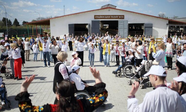 «Великодні гаївки»: на Тернопільщині провели інклюзивний захід для дітей