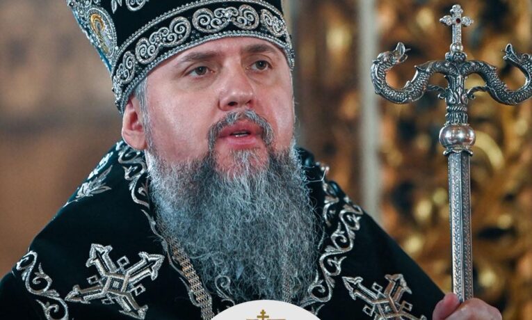 Слово перед святою Плащаницею у Страсну п’ятницю
