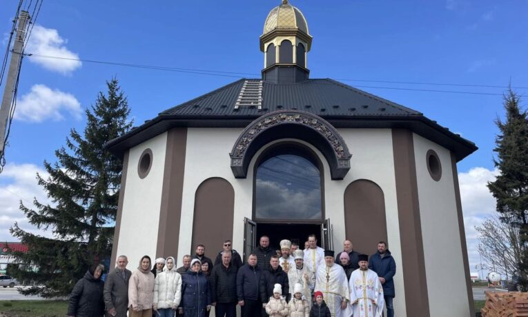 На Тернопільщині освятили новий православний храм
