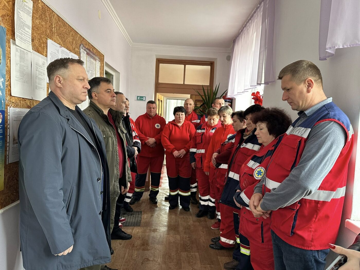 новий автомобіль швидкої допомоги