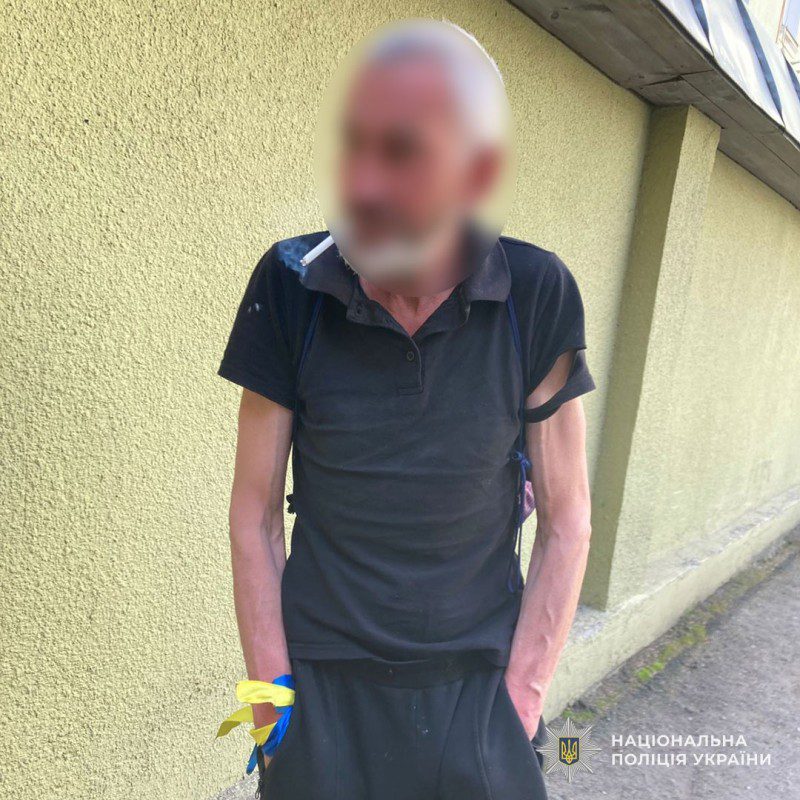 Тернополянин крав квіти та лампадки з алеї "Незламні"