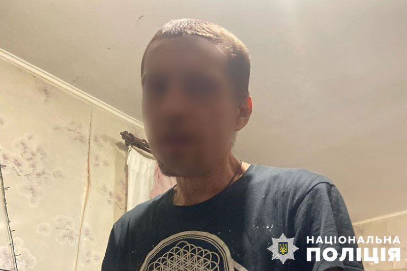 У Тернополі крадій обчищав чужі авто