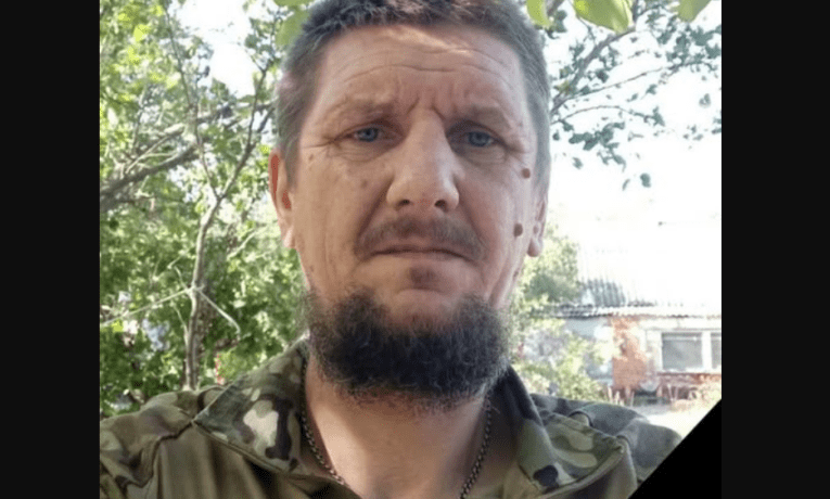 На Запоріжжі загинув мужній воїн Василь Починюк з Кременеччини