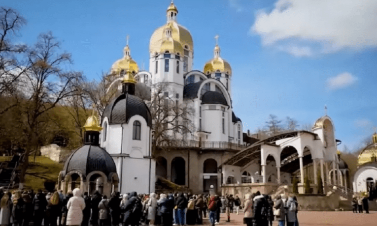 У Зарваниці відбулася Проща родин загиблих Героїв