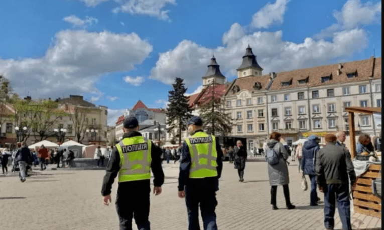 На Тернопільщині обмежують проведення масових заходів на Великдень та поминальні дні