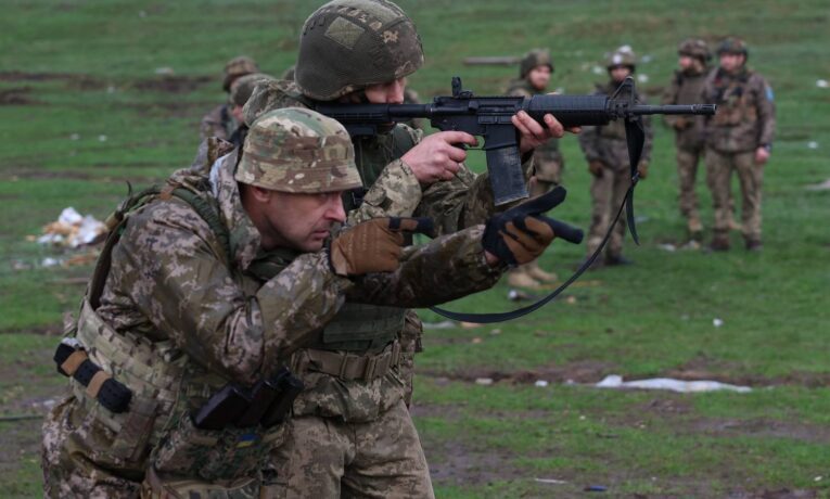 «Борсуки» на передовій: легендарна бригада кличе до лав морської піхоти