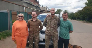 Допомога з-за океану: українці в Чикаго придбали авто для наймолодшого воїна з Борсуківської громади