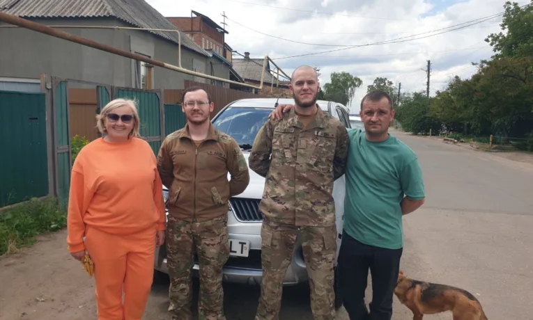 Допомога з-за океану: українці в Чикаго придбали авто для наймолодшого воїна з Борсуківської громади