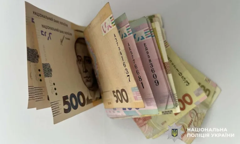 п’яний водій намагався відкупитись від поліцейських